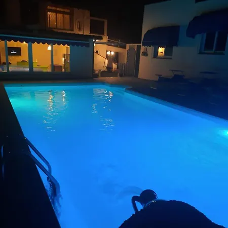 Fantasy House 2.0 דירה איסקיה