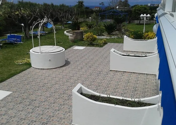 Fantasy House 2.0 *